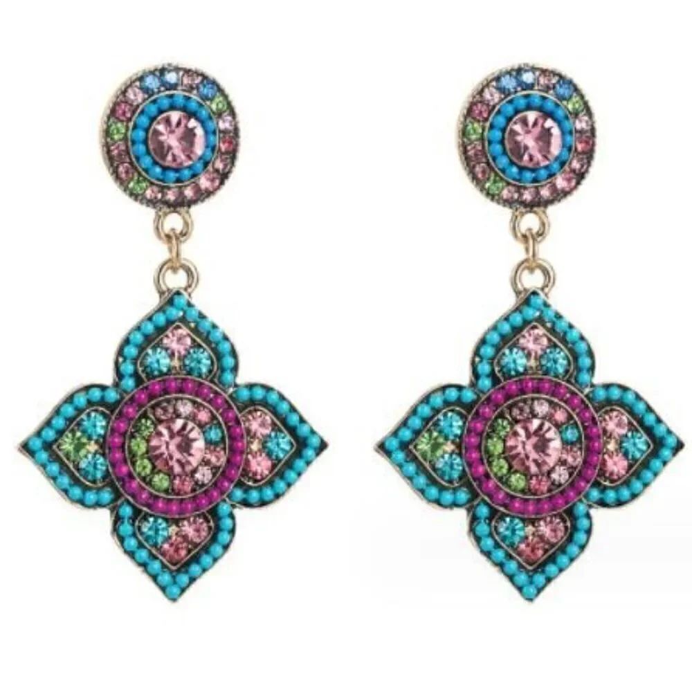 Rhinestone decor flower earrings A45